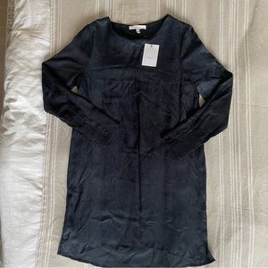 NWT Wren& Willa navy blue dress